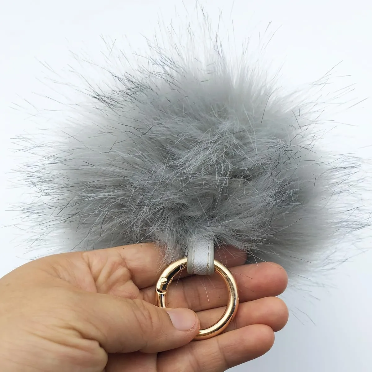 Unpafcxddyig Faux Fox Fur Ball Soft Pom Pom Keychain for Car Key Ring Phone Handbag Charm Tote Pendant